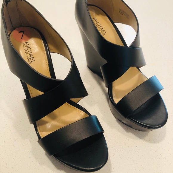 Michael Kors Heels - Picture 1 of 7